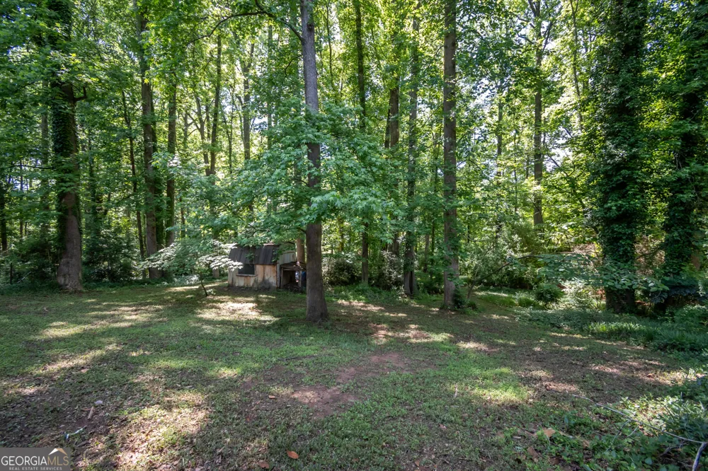 1051 Crooked Creek RD Watkinsville, GA 30677