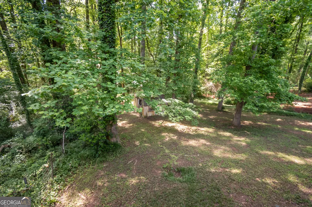 1051 Crooked Creek RD Watkinsville, GA 30677