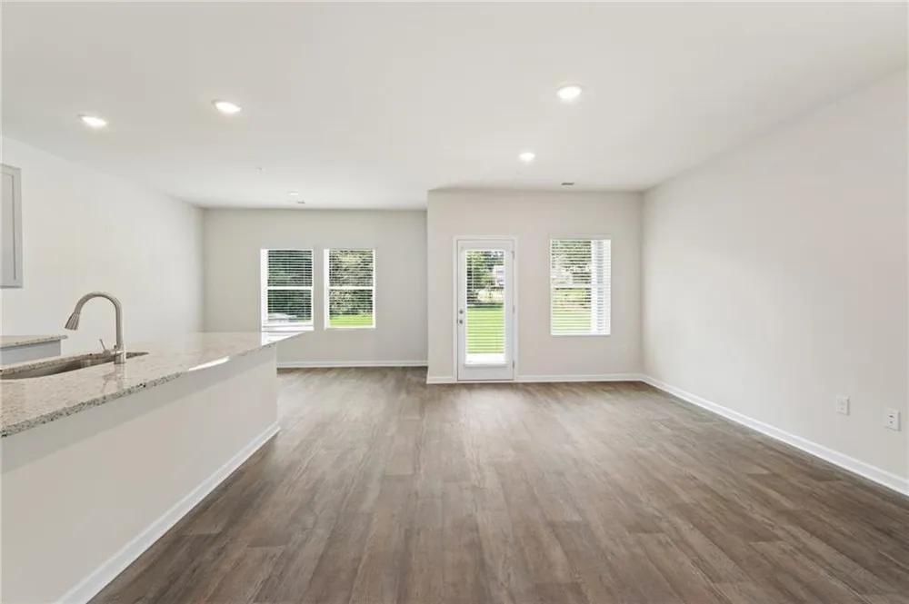 8333 Columbia Court Palmetto, GA 30268