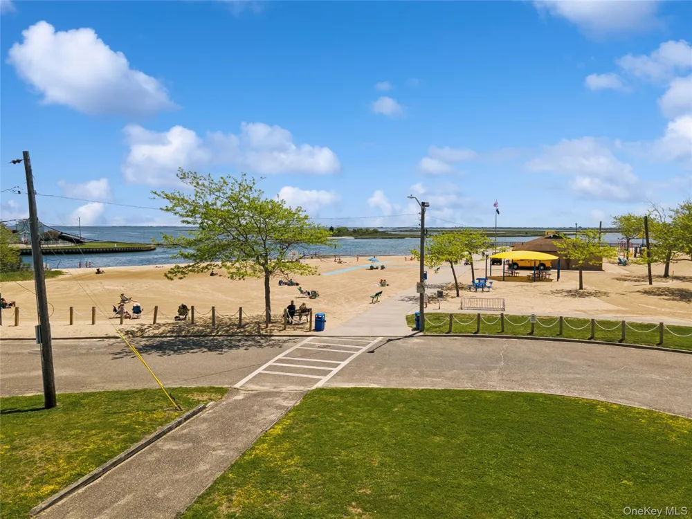 5 Division Avenue Massapequa, NY 11758