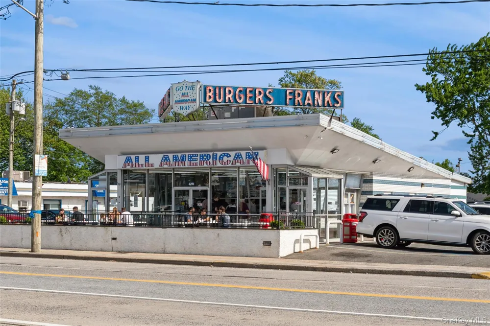 5 Division Avenue Massapequa, NY 11758