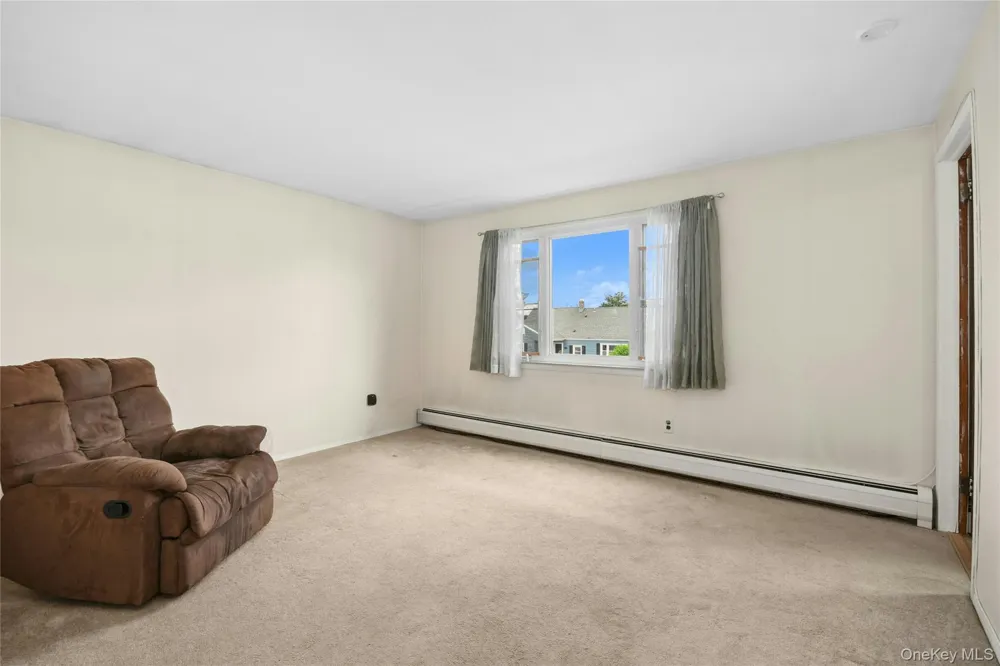 16 Sycamore Lane Levittown, NY 11756