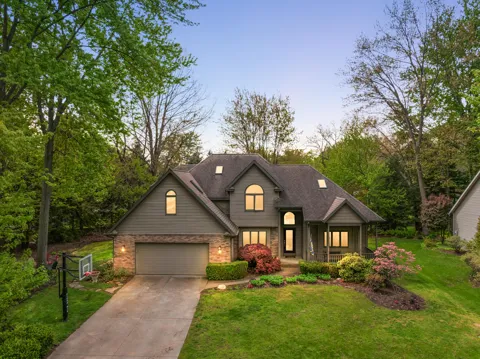 2110 Wooded Way