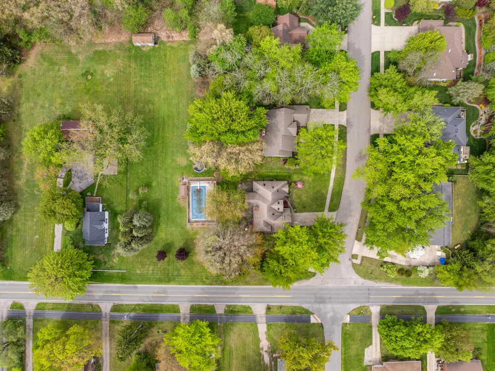 2110 Wooded Way Stevensville, MI 49127