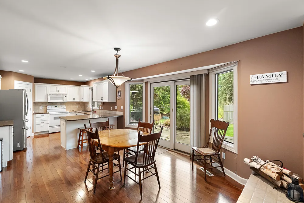 2110 Wooded Way Stevensville, MI 49127