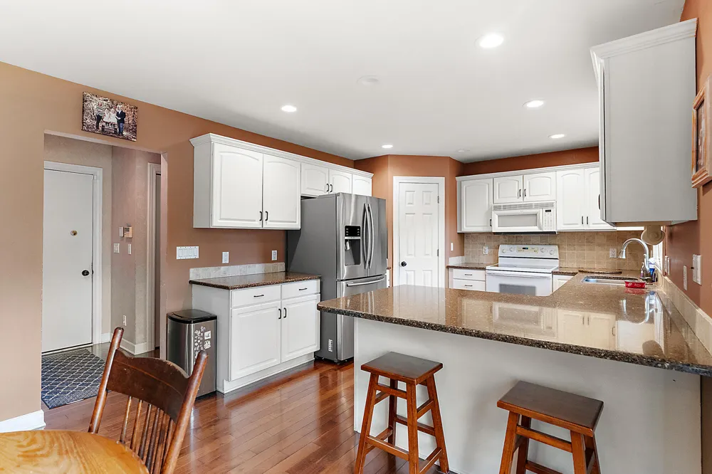 2110 Wooded Way Stevensville, MI 49127