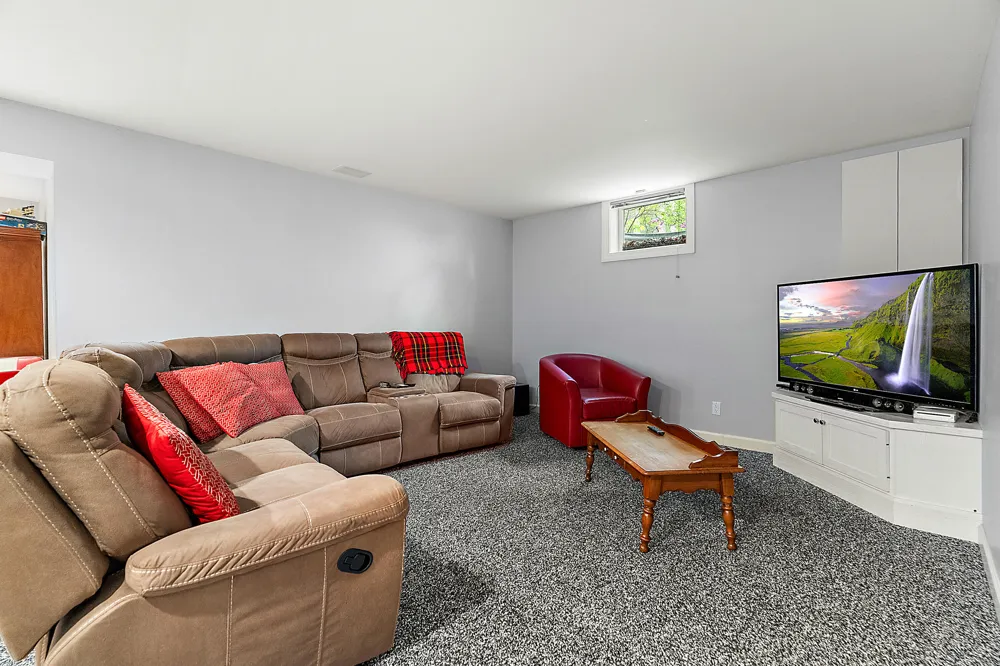 2110 Wooded Way Stevensville, MI 49127
