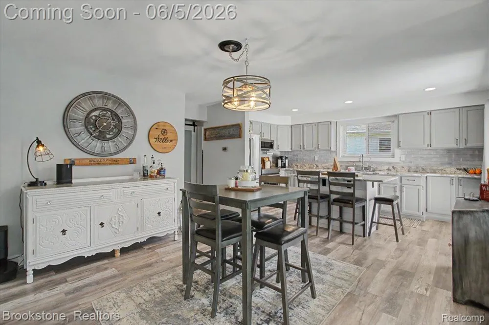 3378 Kingsway Drive Highland Charter Township, MI 48356