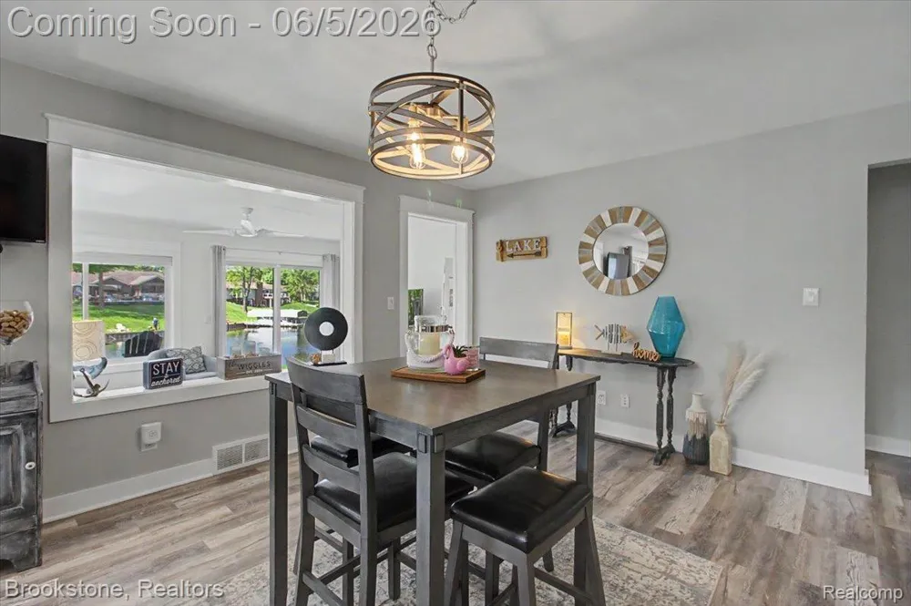 3378 Kingsway Drive Highland Charter Township, MI 48356