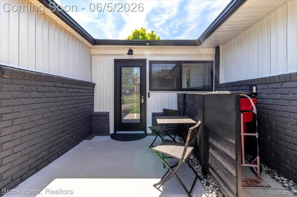 3378 Kingsway Drive Highland Charter Township, MI 48356