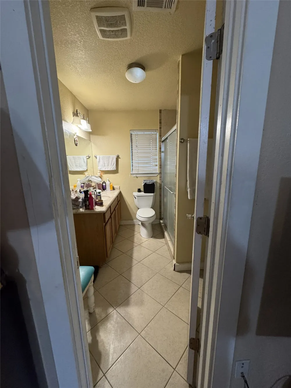636 E Kempner Street Mabank, TX 75147