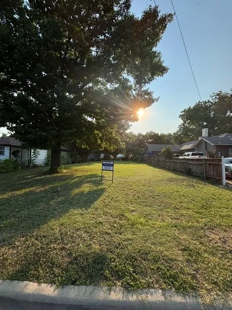 421 Ogden Avenue Cockrell Hill, TX 75211