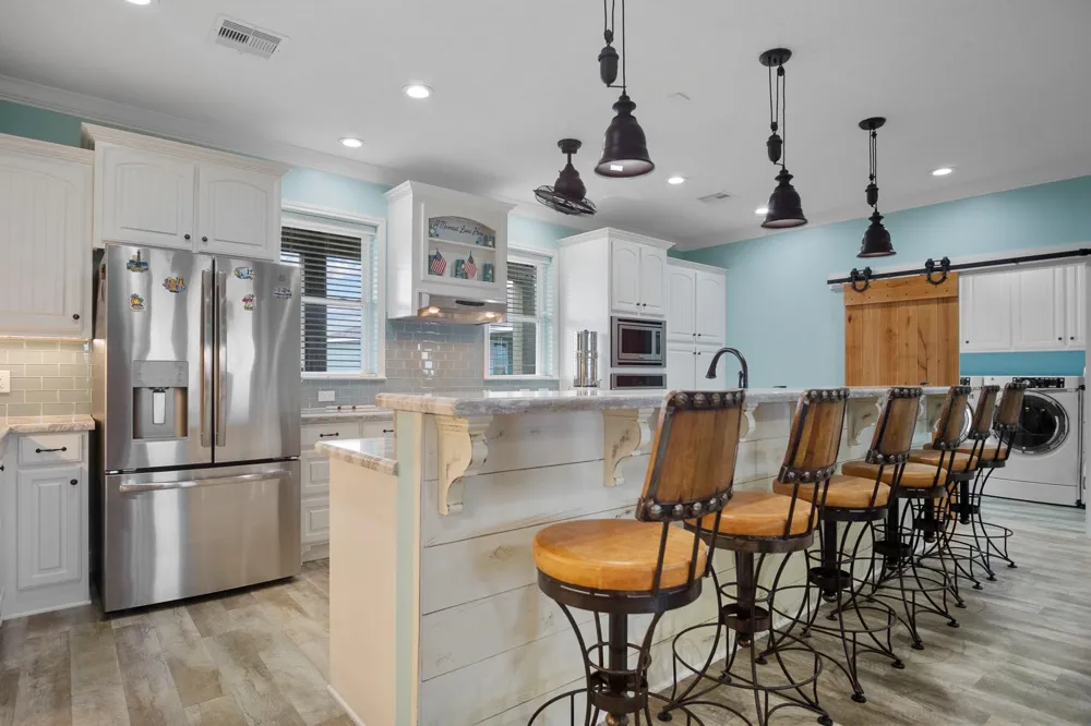 810 4th Street Port Bolivar, TX 77650
