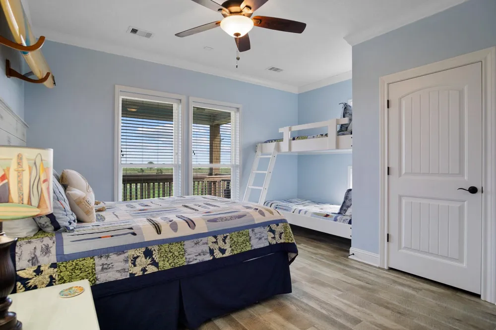 810 4th Street Port Bolivar, TX 77650
