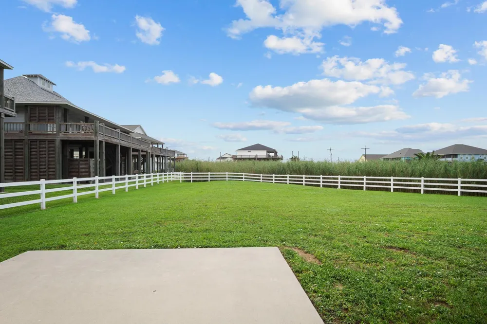 810 4th Street Port Bolivar, TX 77650