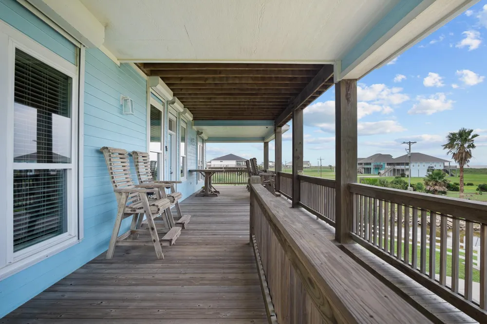 810 4th Street Port Bolivar, TX 77650