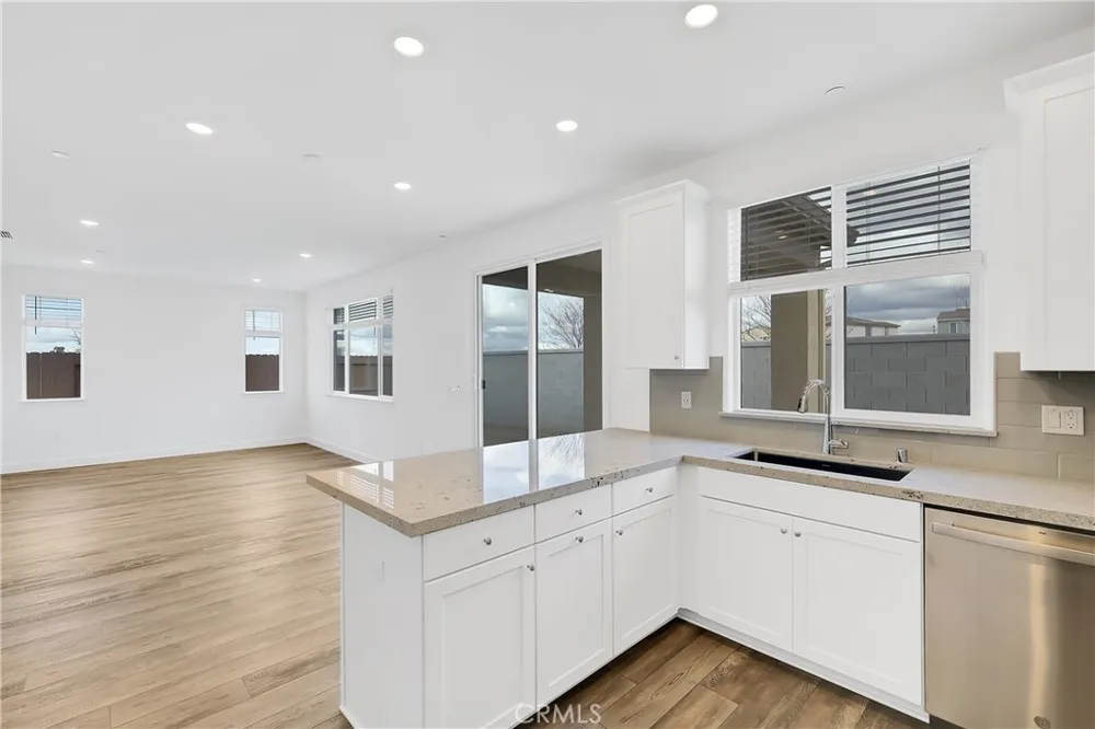 1168 Caraballo Roseville, CA 95747