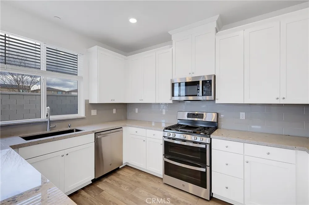1168 Caraballo Roseville, CA 95747