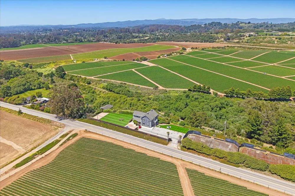 1258 San Andreas Road Watsonville, CA 95076