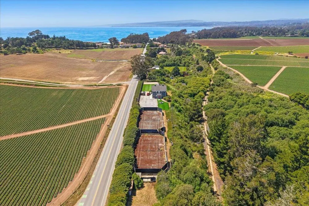 1258 San Andreas Road Watsonville, CA 95076