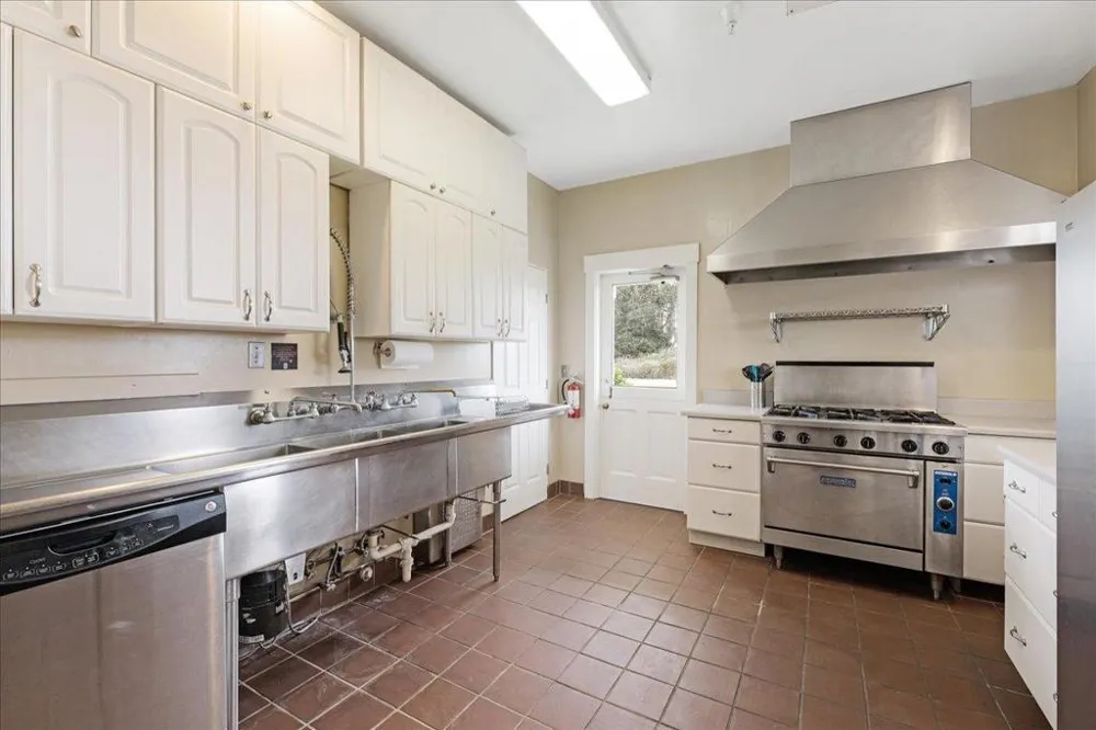 1258 San Andreas Road Watsonville, CA 95076