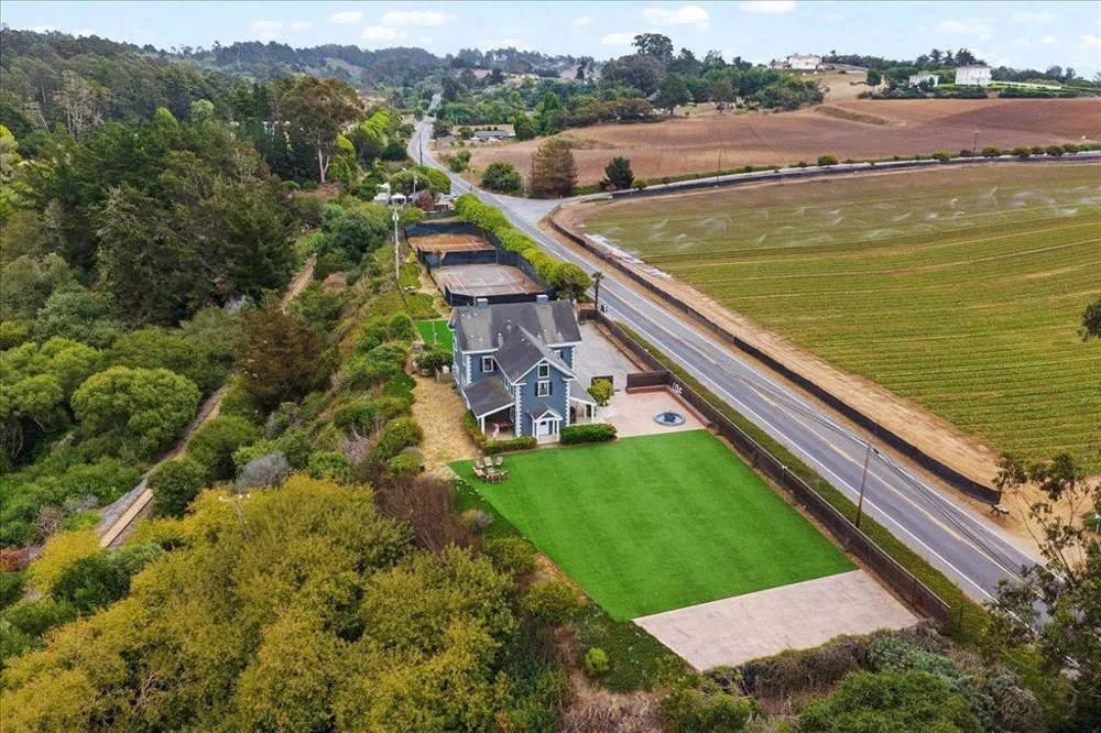 1258 San Andreas Road Watsonville, CA 95076