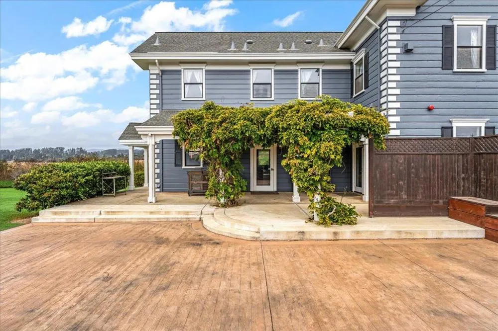 1258 San Andreas Road Watsonville, CA 95076