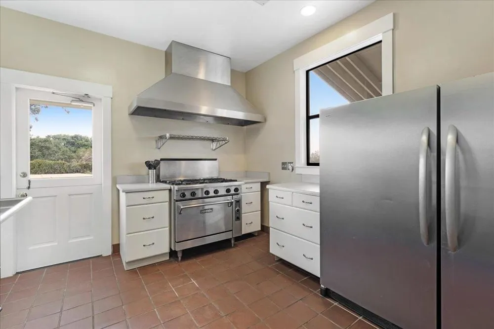 1258 San Andreas Road Watsonville, CA 95076