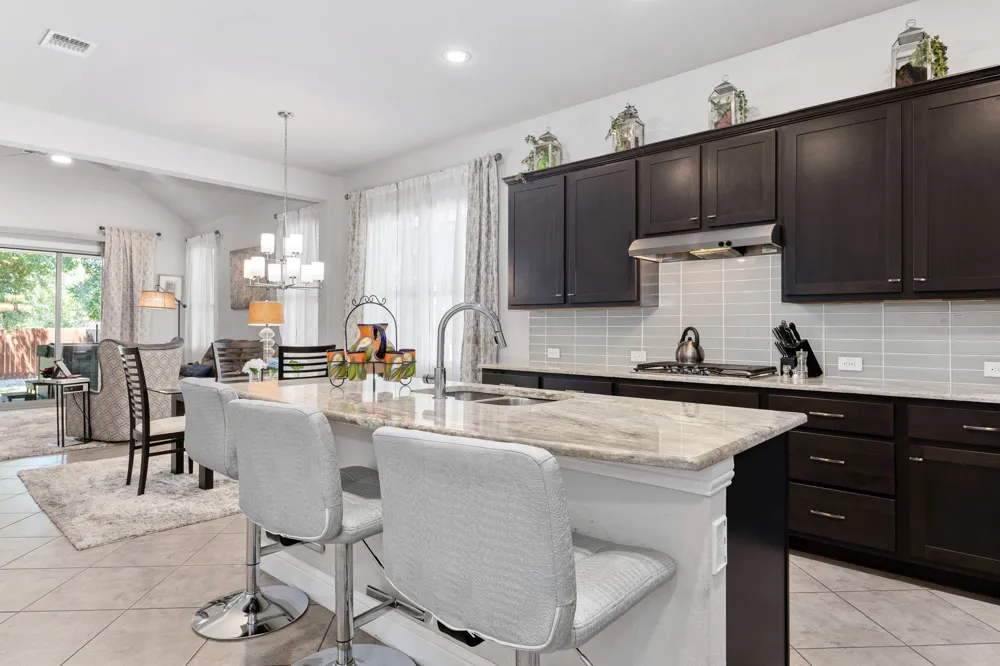 332 Ancient Oak Way San Marcos, TX 78666