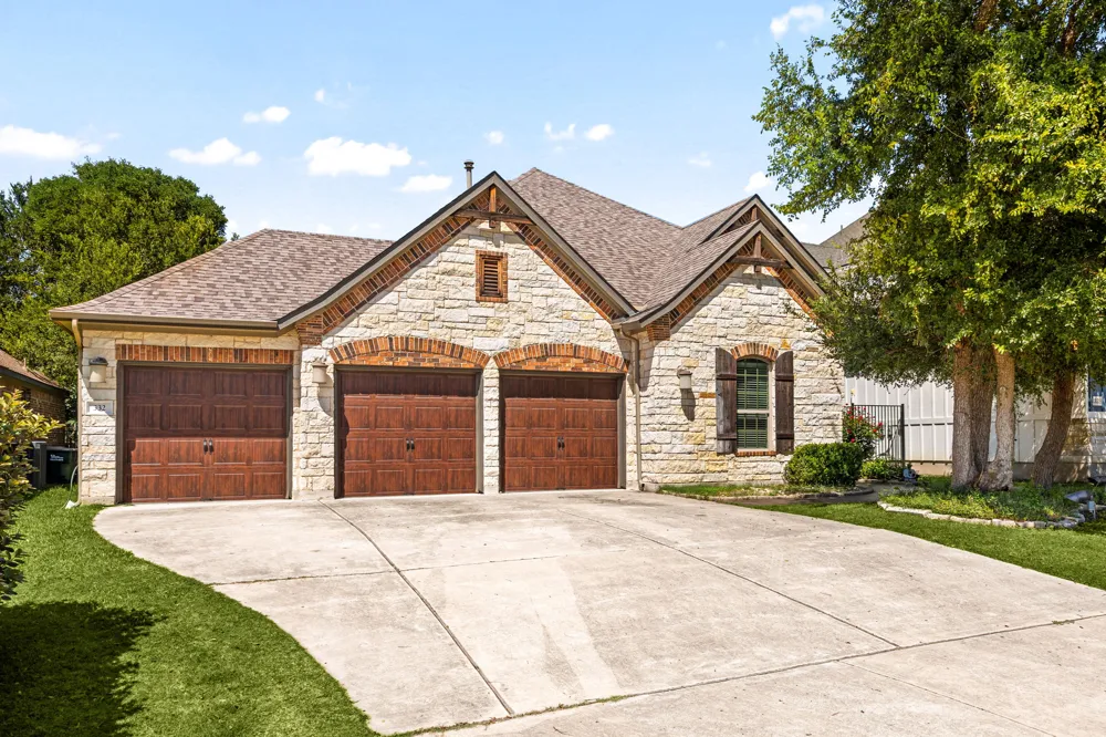 332 Ancient Oak Way San Marcos, TX 78666