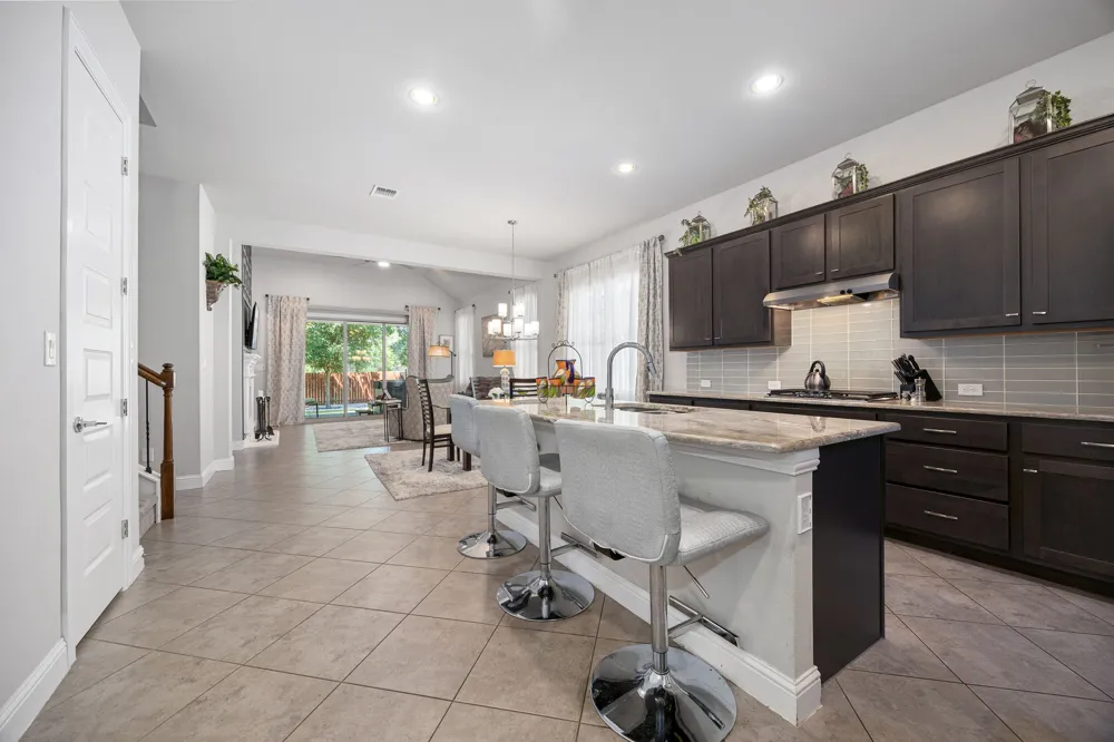 332 Ancient Oak Way San Marcos, TX 78666
