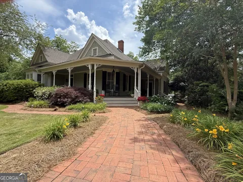 358 Pine ST