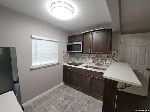 234 SENISA DR Unit 3