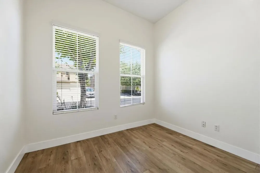 9400 Trolio Way Elk Grove, CA 95624