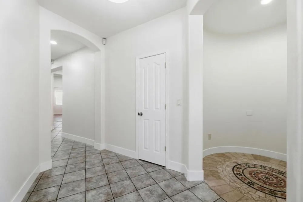 9400 Trolio Way Elk Grove, CA 95624