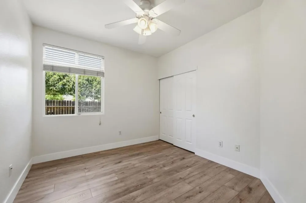 9400 Trolio Way Elk Grove, CA 95624