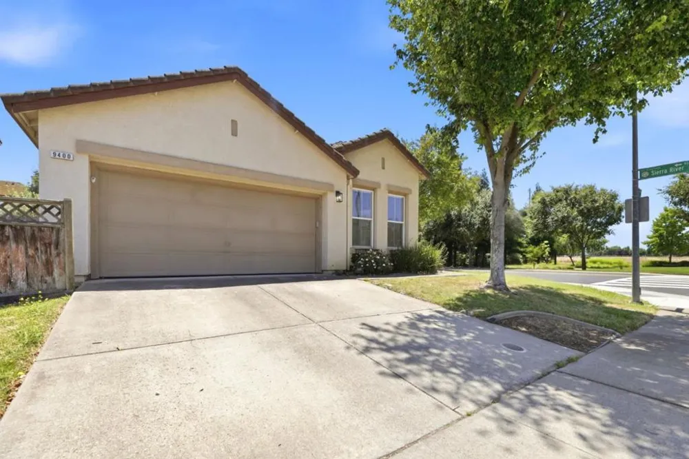 9400 Trolio Way Elk Grove, CA 95624