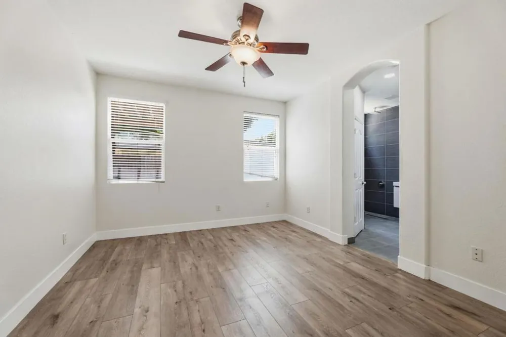 9400 Trolio Way Elk Grove, CA 95624