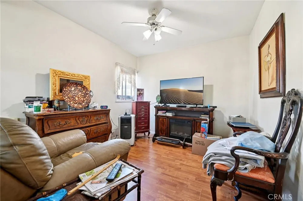 13944 Brightwell Ave Paramount, CA 90723