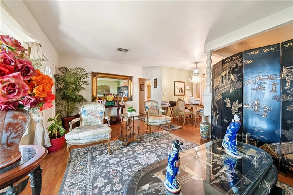 13944 Brightwell Ave Paramount, CA 90723