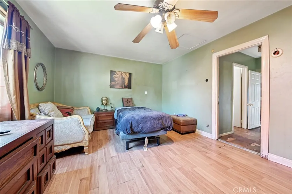 13944 Brightwell Ave Paramount, CA 90723
