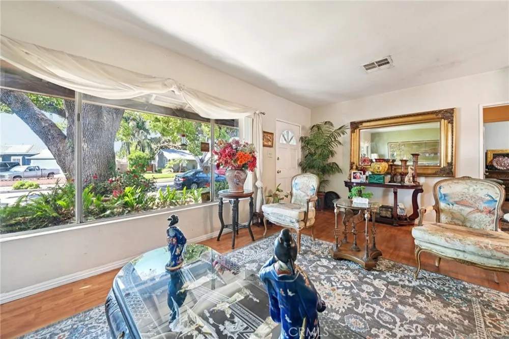 13944 Brightwell Ave Paramount, CA 90723
