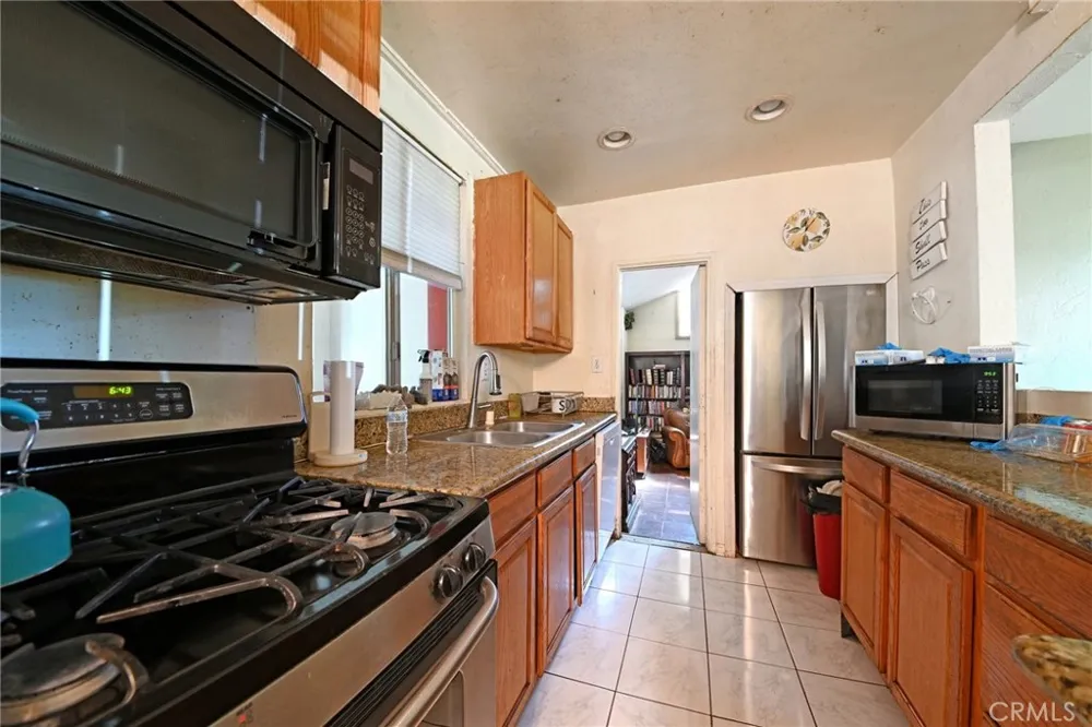13944 Brightwell Ave Paramount, CA 90723
