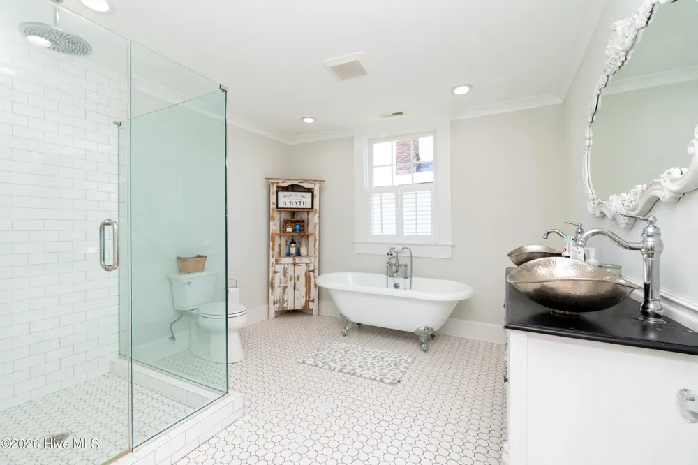 206 S King Street Windsor, NC 27983