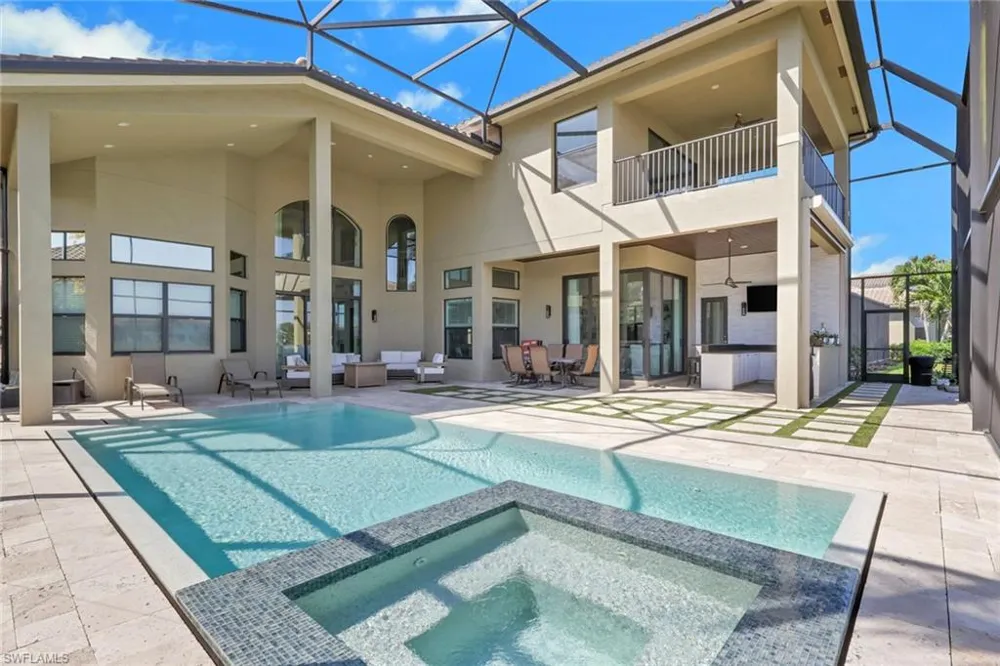 3323 Atlantic Circle Naples, FL 34119