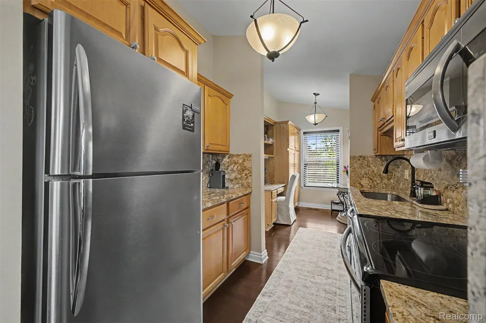 20872 E Glen Haven Circle #30 Northville City, MI 48167