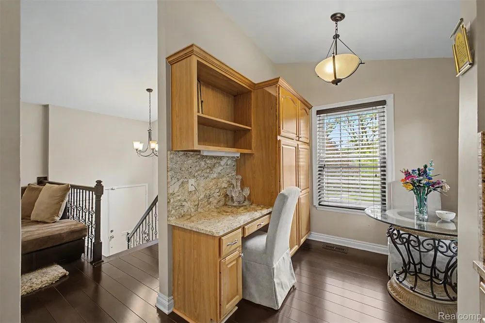20872 E Glen Haven Circle #30 Northville City, MI 48167