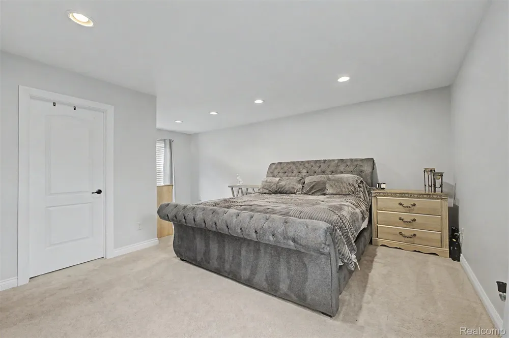 20872 E Glen Haven Circle #30 Northville City, MI 48167