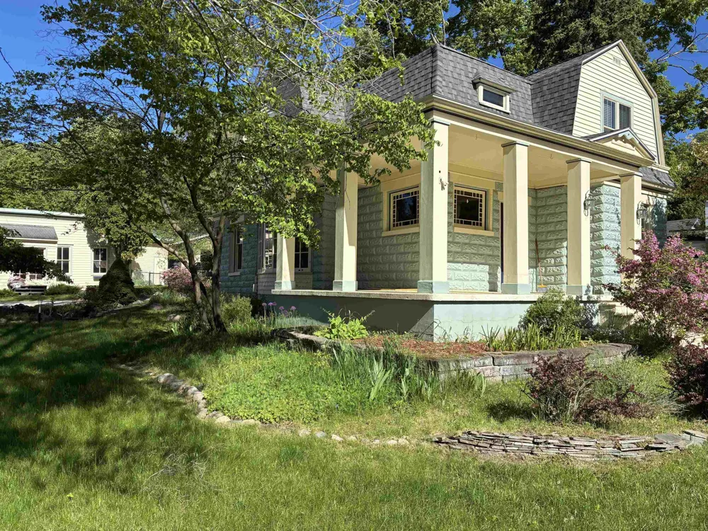 407 Bridge Forest Home Township, MI 49615
