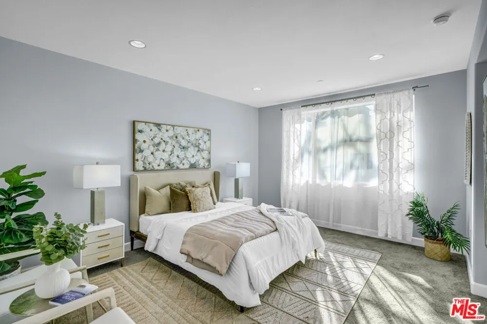 14412 Killion Street #205 Sherman Oaks, CA 91401